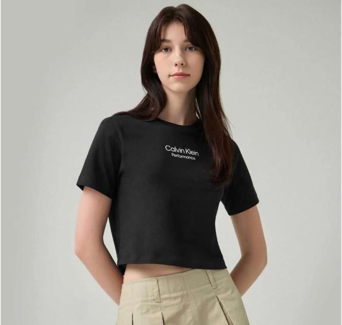 캘빈클라인 퍼포먼스 크롭 반팔티 상품이미지2