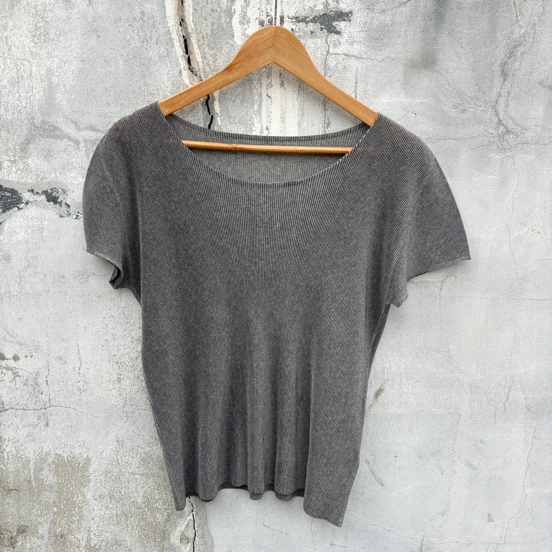 Pleats Please 이세이미야케 플리츠플리즈 반팔 티셔츠 상품이미지1