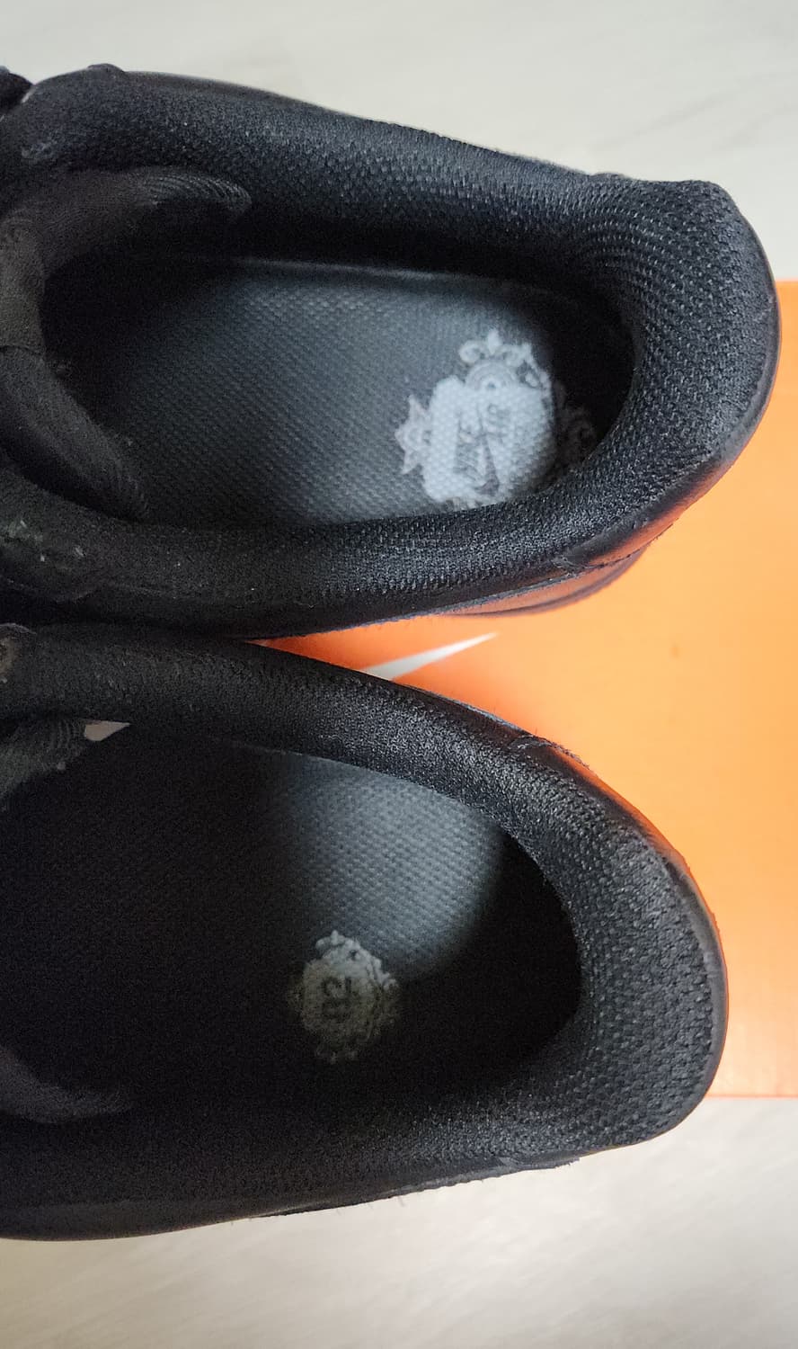 나이키 에어포스1 07 트리플 블랙 올검  상품이미지5