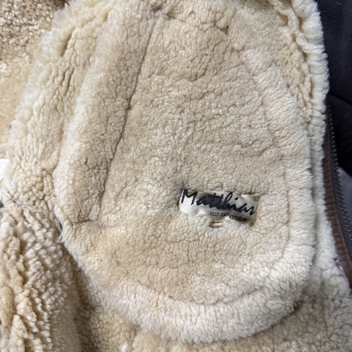 90-00s 100% 쉽스킨 양가죽 , 양털 B-3 무스탕 자켓 상품이미지8