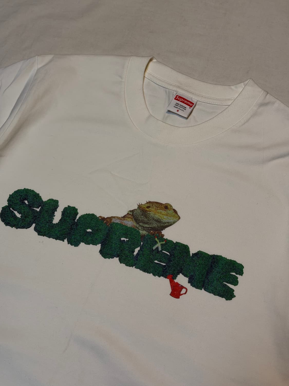 슈프림 20ss 리자드 반팔 티셔츠 화이트 상품이미지2