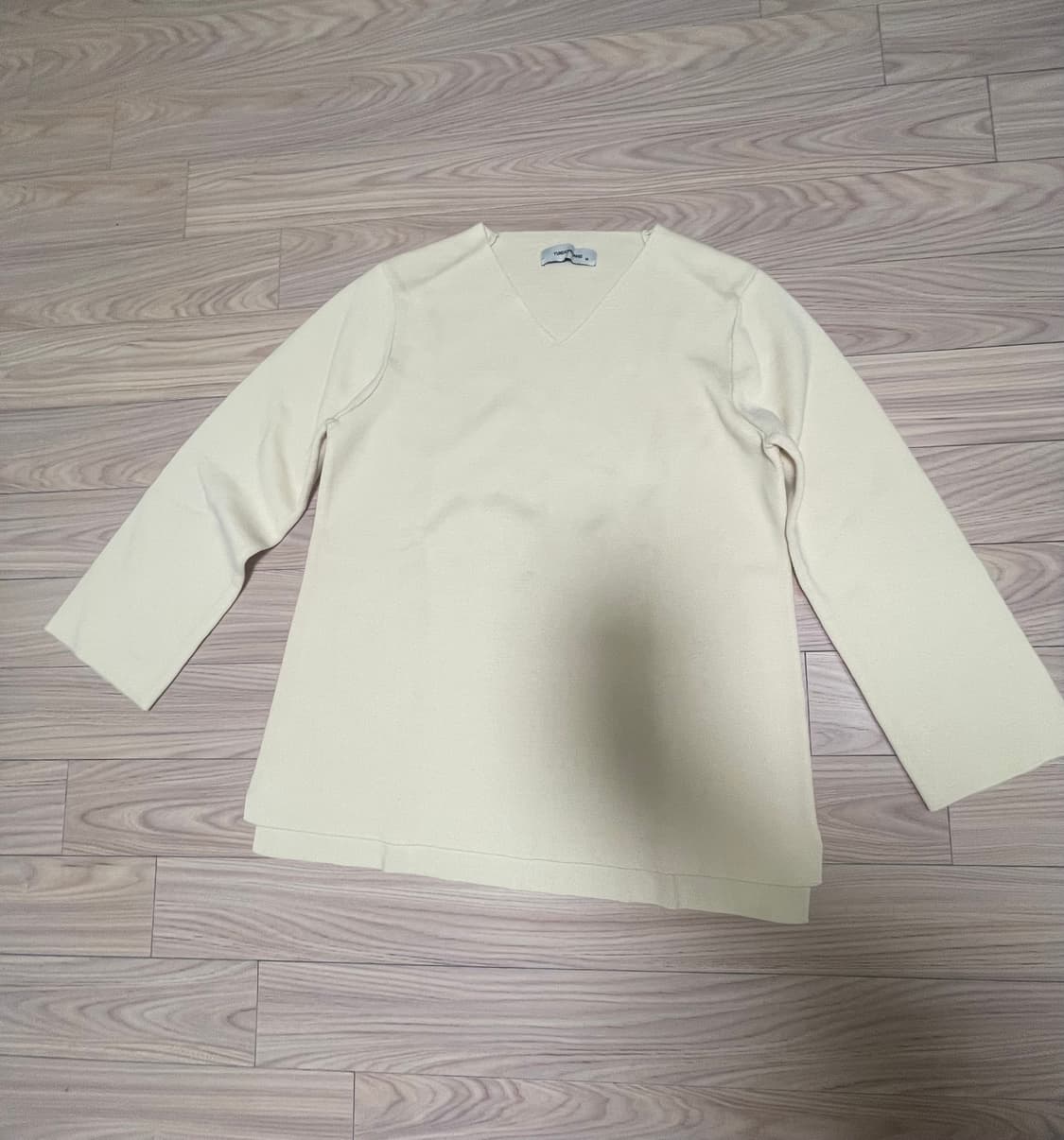 윤호문희 여성 니트 브이넥 흰색 상품이미지1