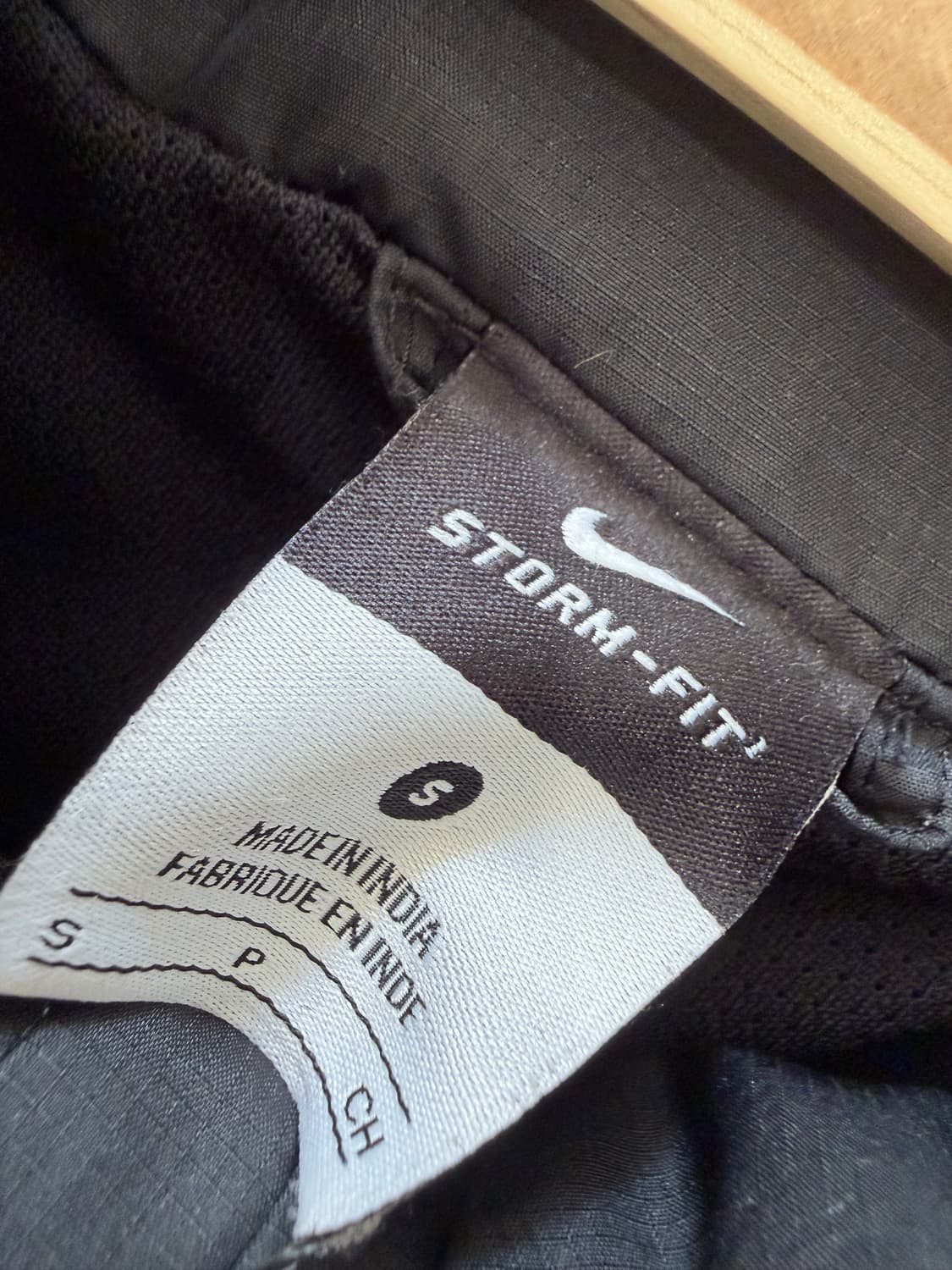 589. 나이키 바람막이 상품이미지2