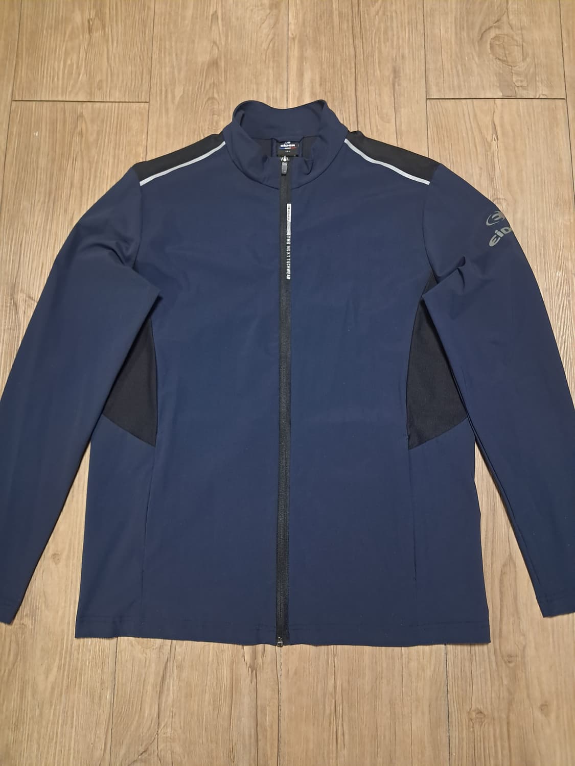 아이더 런닝집업 남성L 상품이미지3