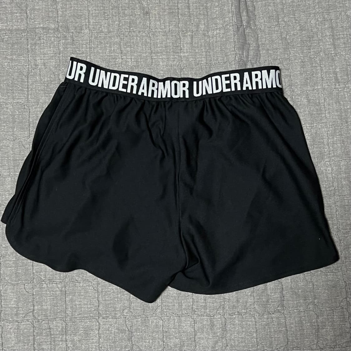 언더아머 여성 히트기어 쇼츠 L 팬츠 반바지 여성용 츄리닝 트레이닝복 상품이미지4