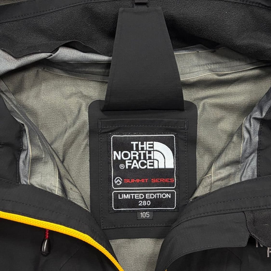 노스페이스 써밋시리즈 바람막이 v1926 상품이미지6