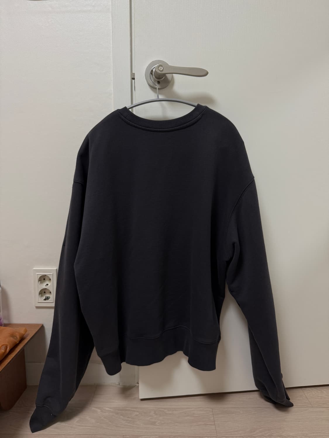 (FREE) 렉토 맨투맨 챠콜 상품이미지2