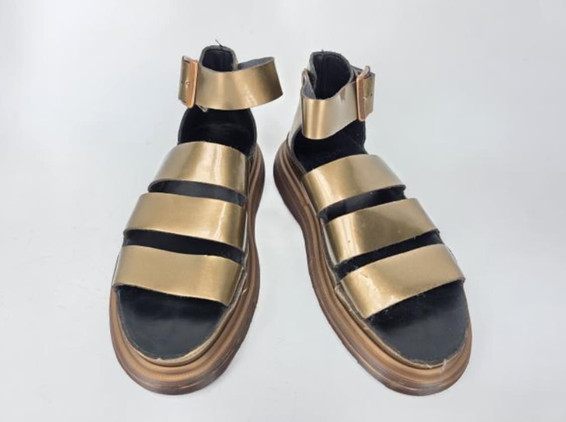 닥터마틴 샌들 상품이미지2