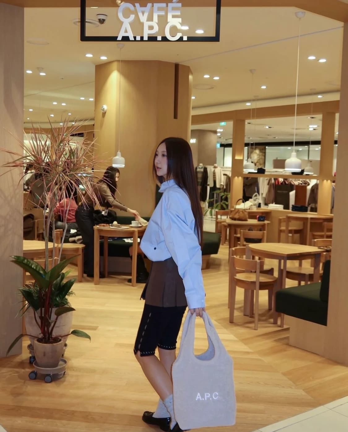 새상품) 아페쎄 ninon fur tote bag 작은사이즈 상품이미지3