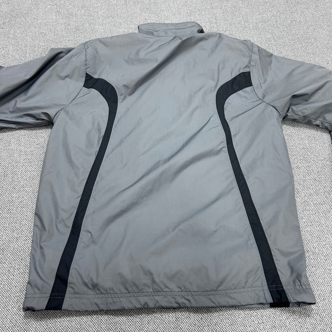 나이키 그레이 올드스쿨 바람막이(M) 상품이미지5