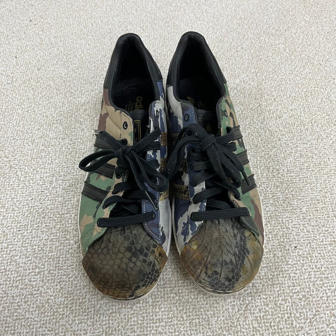 [265] 아디다스 슈퍼스타 80s 오디티 카모플라쥬 운동화 신발 011 상품이미지1
