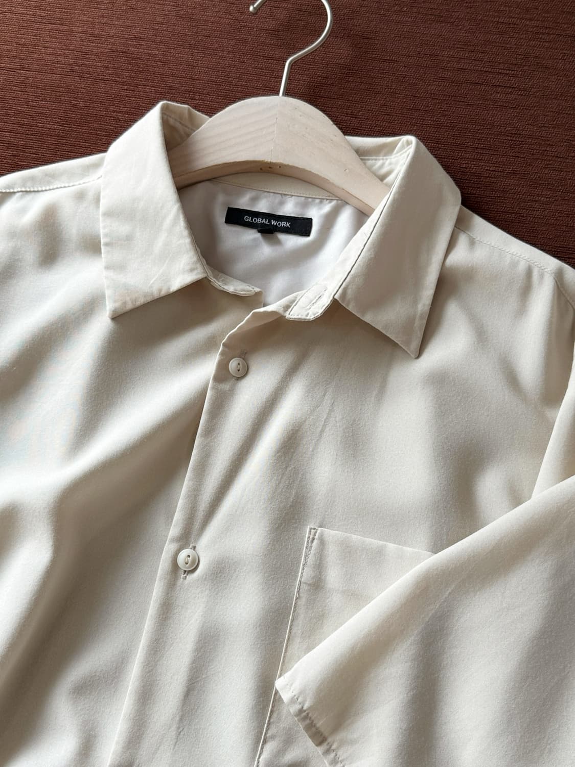 Silky touch fabric loose H/S shirt 상품이미지1