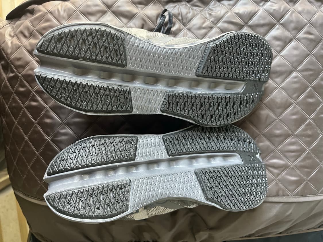 온러닝 클라우드서퍼 넥스트 블랙 이클립스 상품이미지4