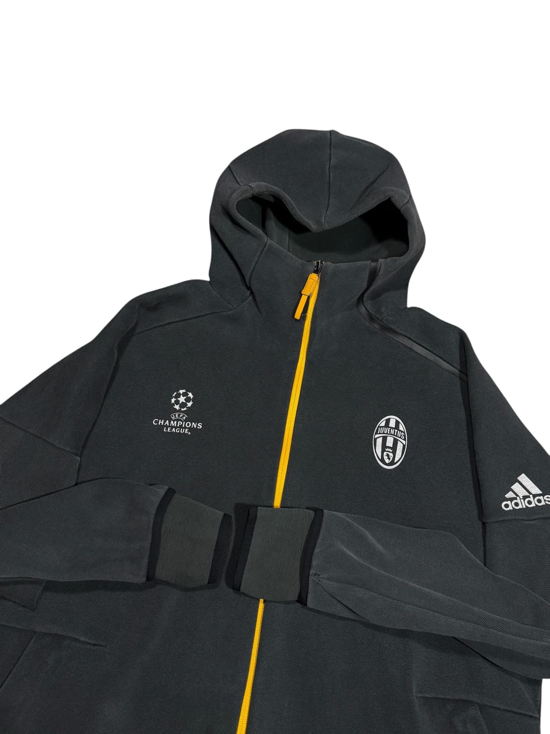 Adidas 아디다스 유벤투스 챔피언스리그 후드집업 상품이미지2