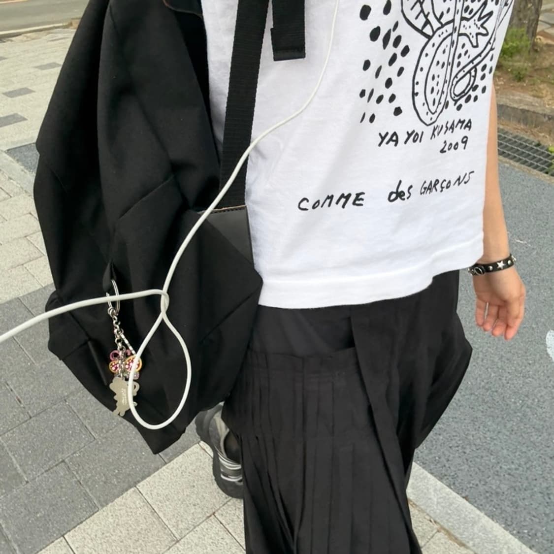 꼼데가르송 쿠사마야요이 플라워 티셔츠 상품이미지9