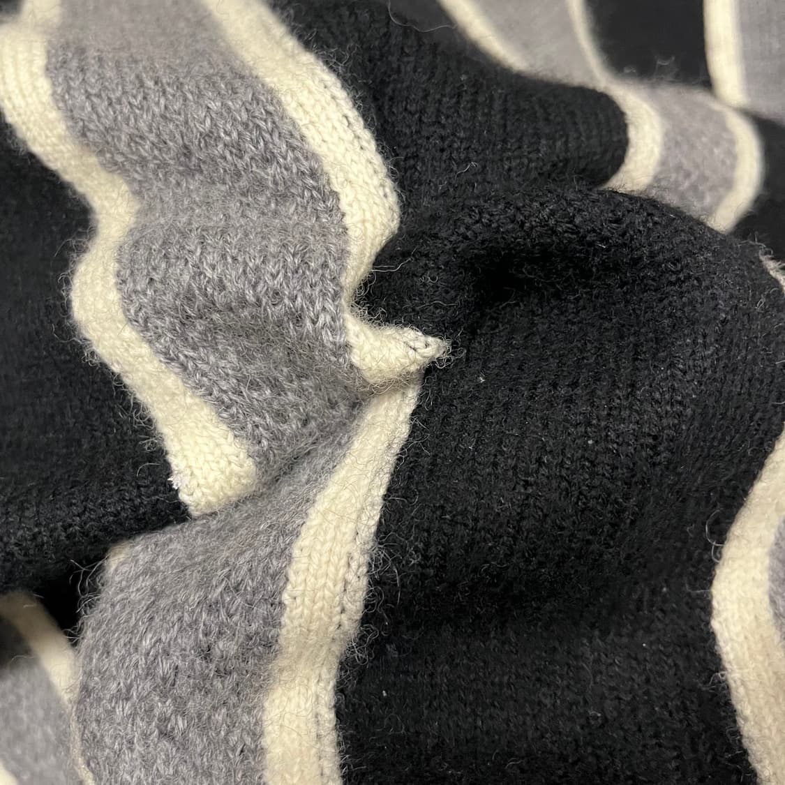 80-90s 입생로랑 스트라이프 울 니트 (100-105) 상품이미지5