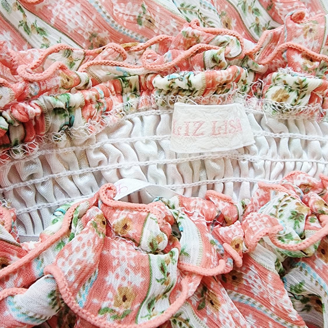 Liz Lisa(리즈리사) 보더 플라워 셔링 튜닉 상품이미지4