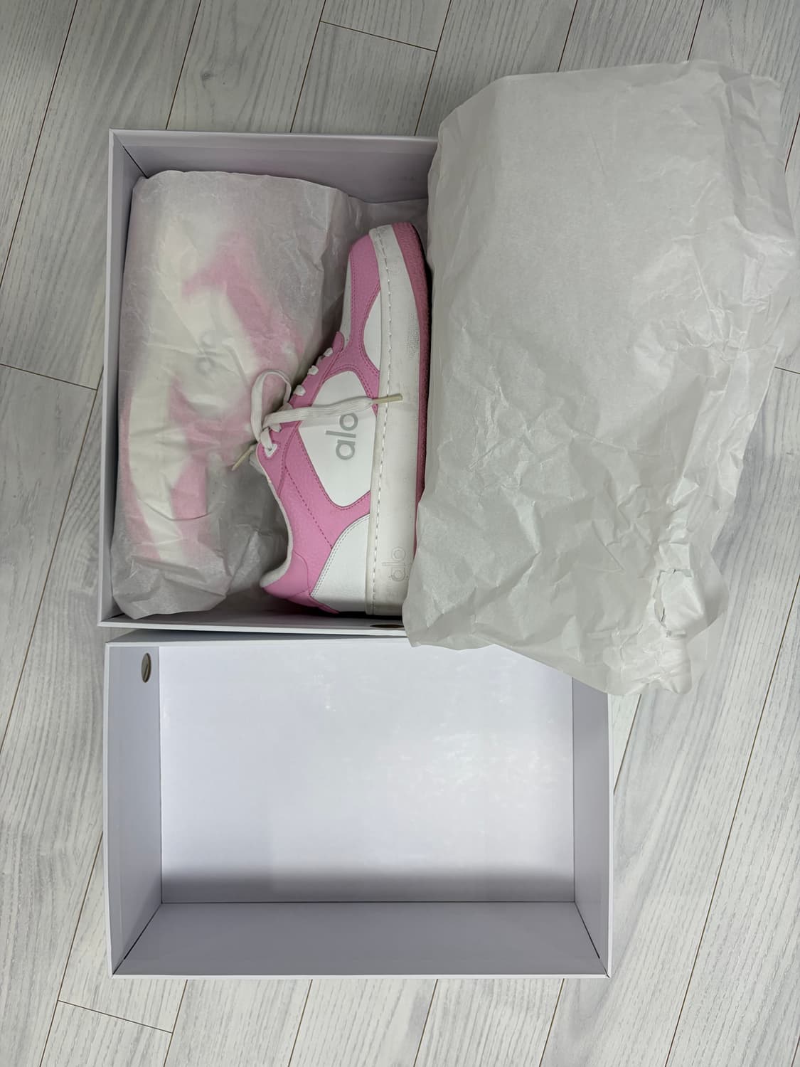 alo 알로 스니커즈 상품이미지5