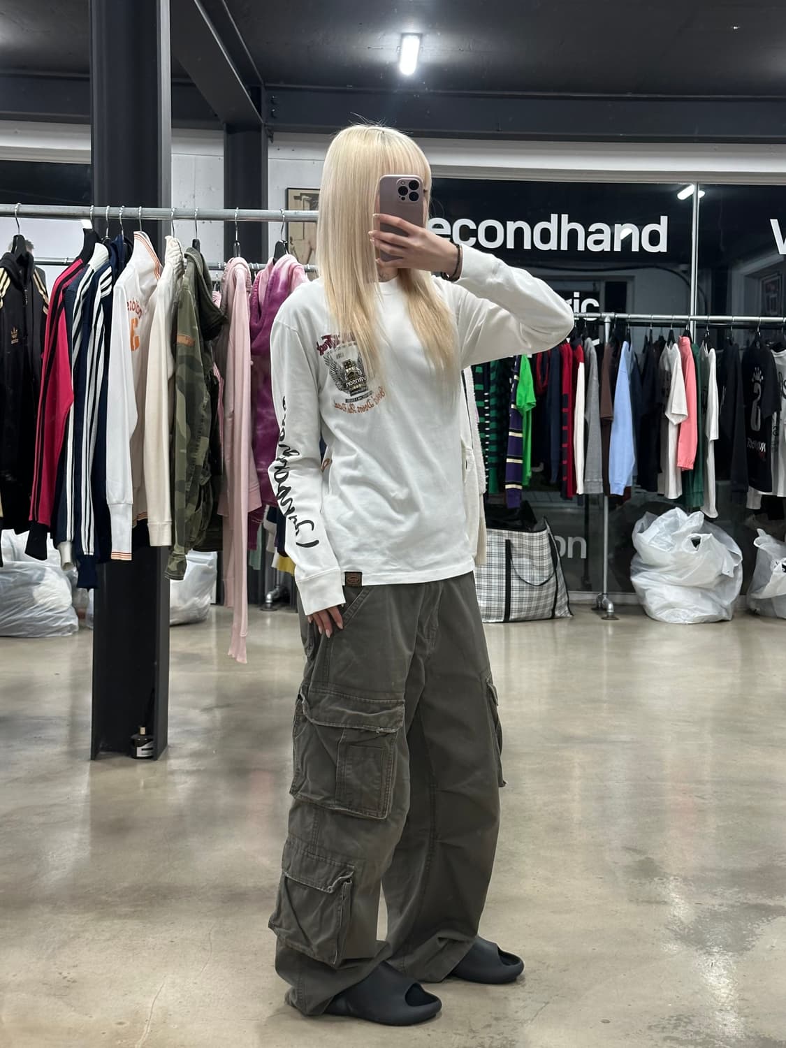 벤슨 화이트 모터 사이클 그래픽 백자수 긴팔 슬리브 상품이미지3