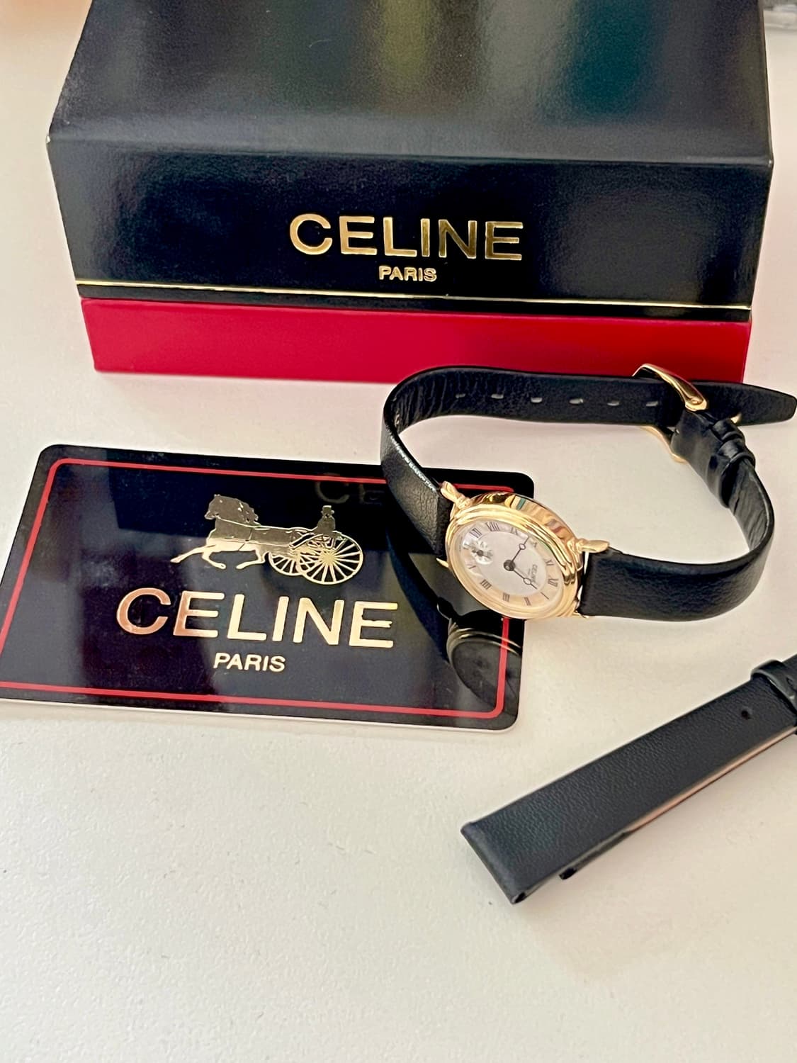 CELINE  셀린느 스몰세컨드 골드 라운드 시계  상품이미지5