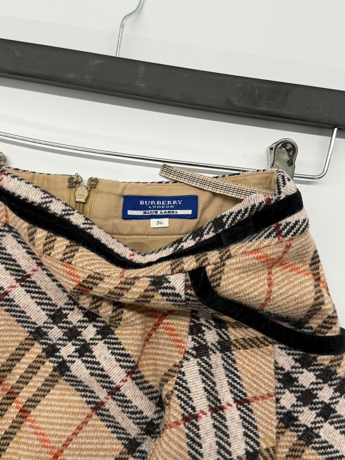 BURBERRY 버버리 노바체크 미디스커트 36 상품이미지4