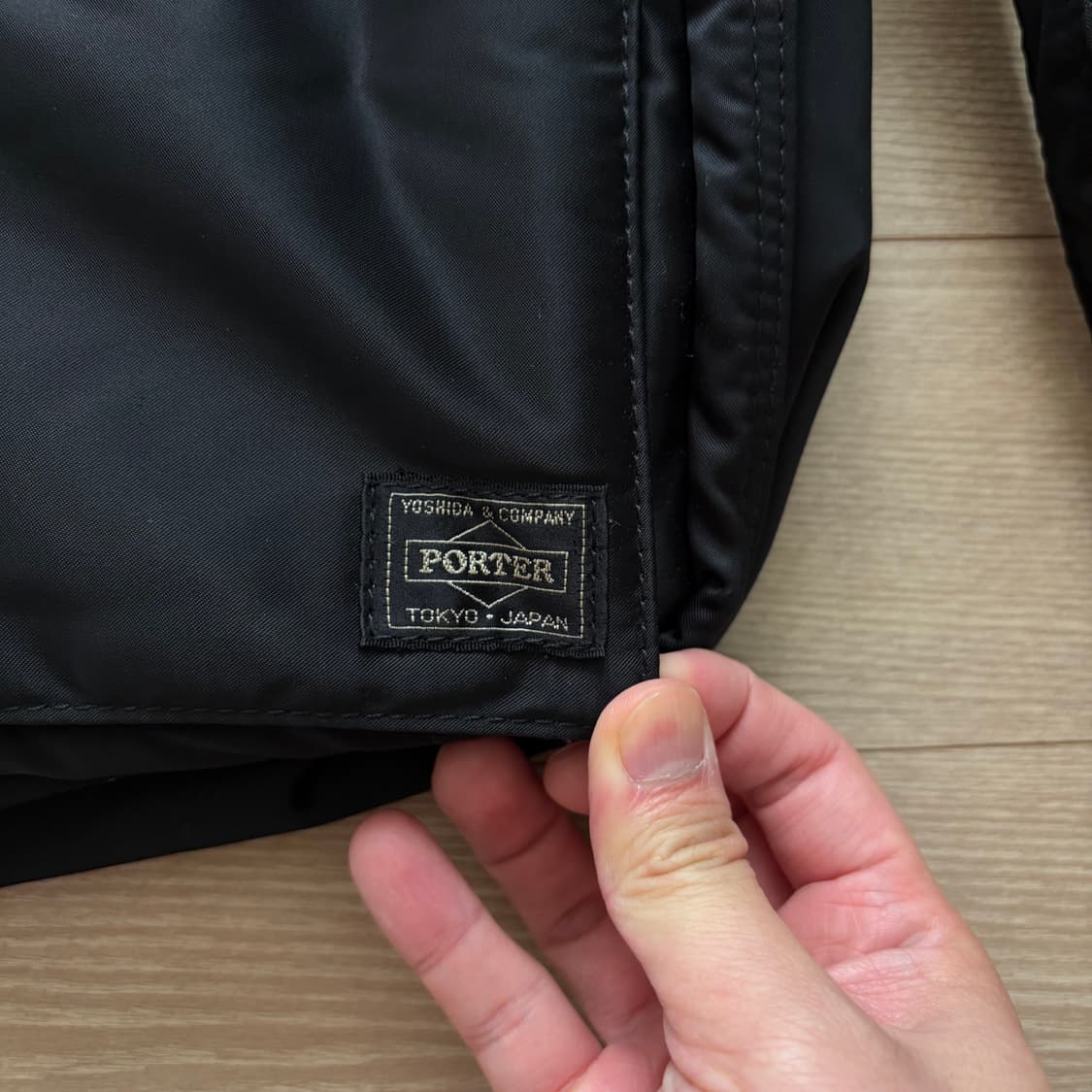 요시다포터 porter 탱커 숄더백 블랙 라지 L (미사용에 가까움) 상품이미지3