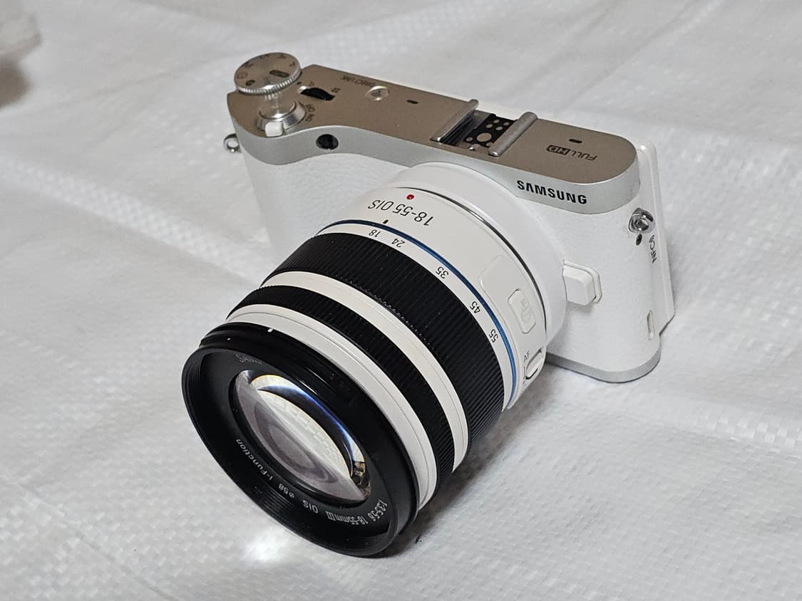 삼성 NX300 미러리스 카메라 상품이미지3