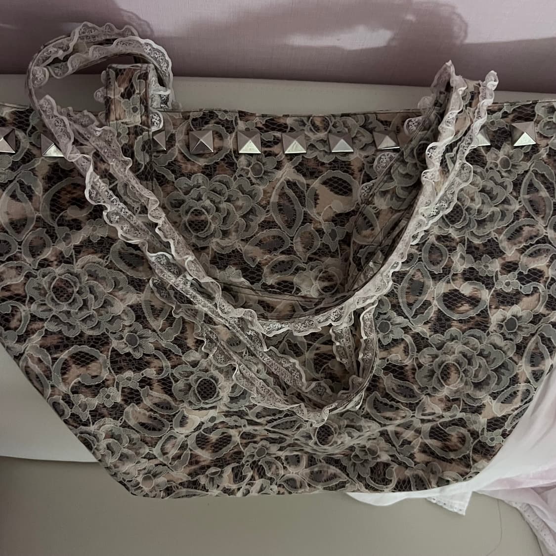 베이비메탈클럽 베메클 레이스 스터드 레오파드 백 가방 브라운 brown 상품이미지3