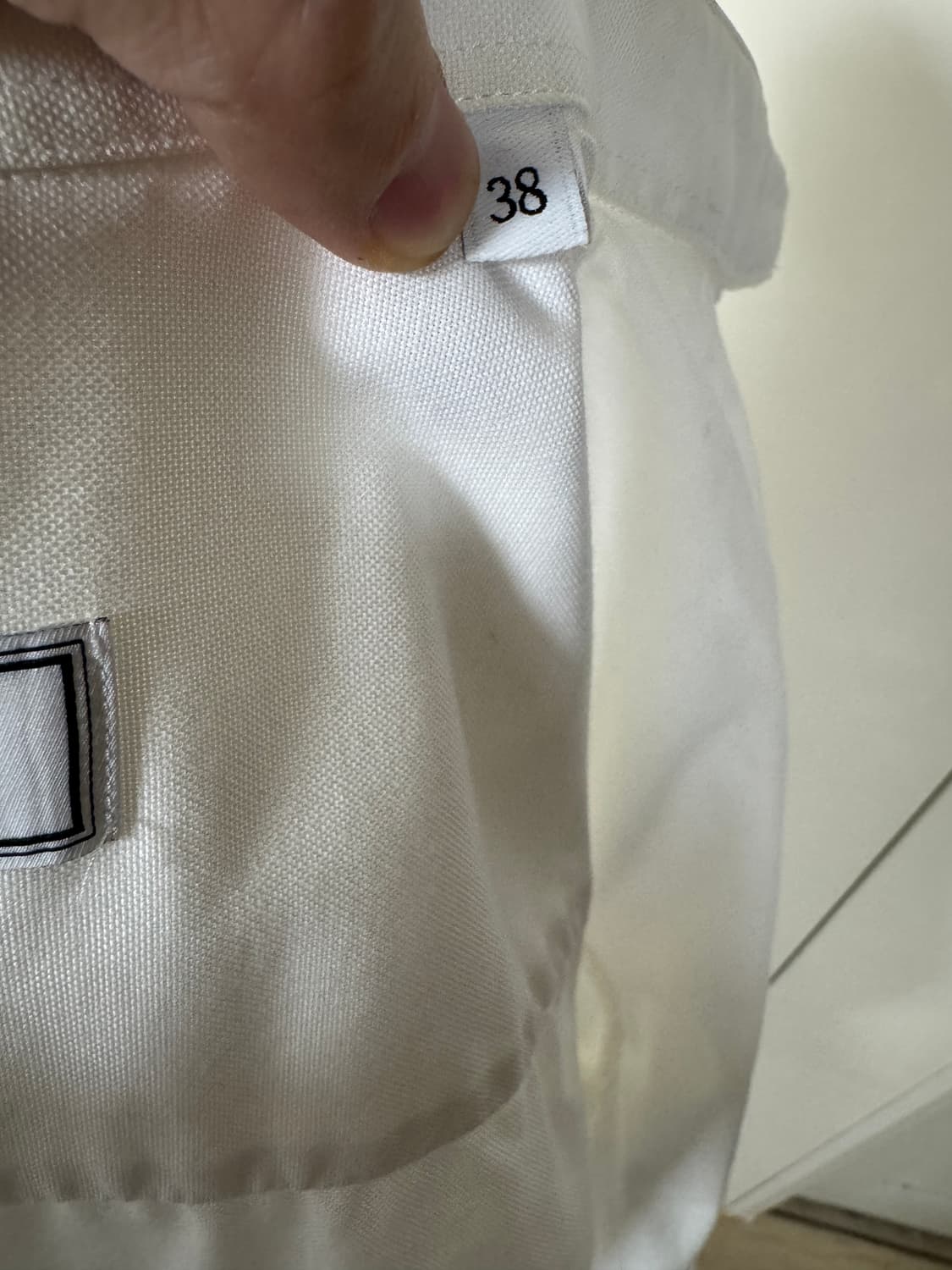 아미(Ami) 하트로고 화이트 셔츠 38 사이즈 상품이미지7