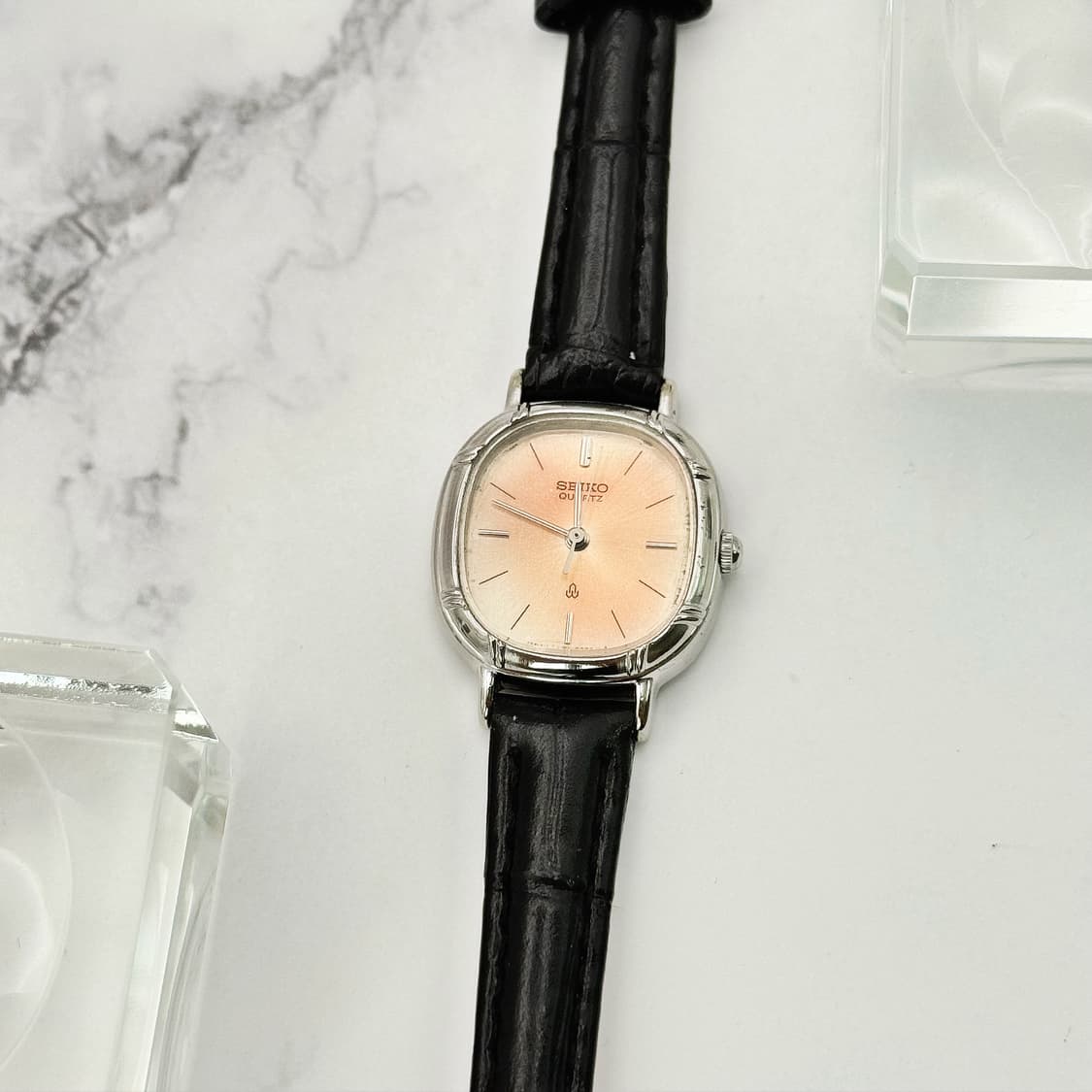 80s90s 빈티지 세이코 오벌 핑크 그라데이션 워치 상품이미지2