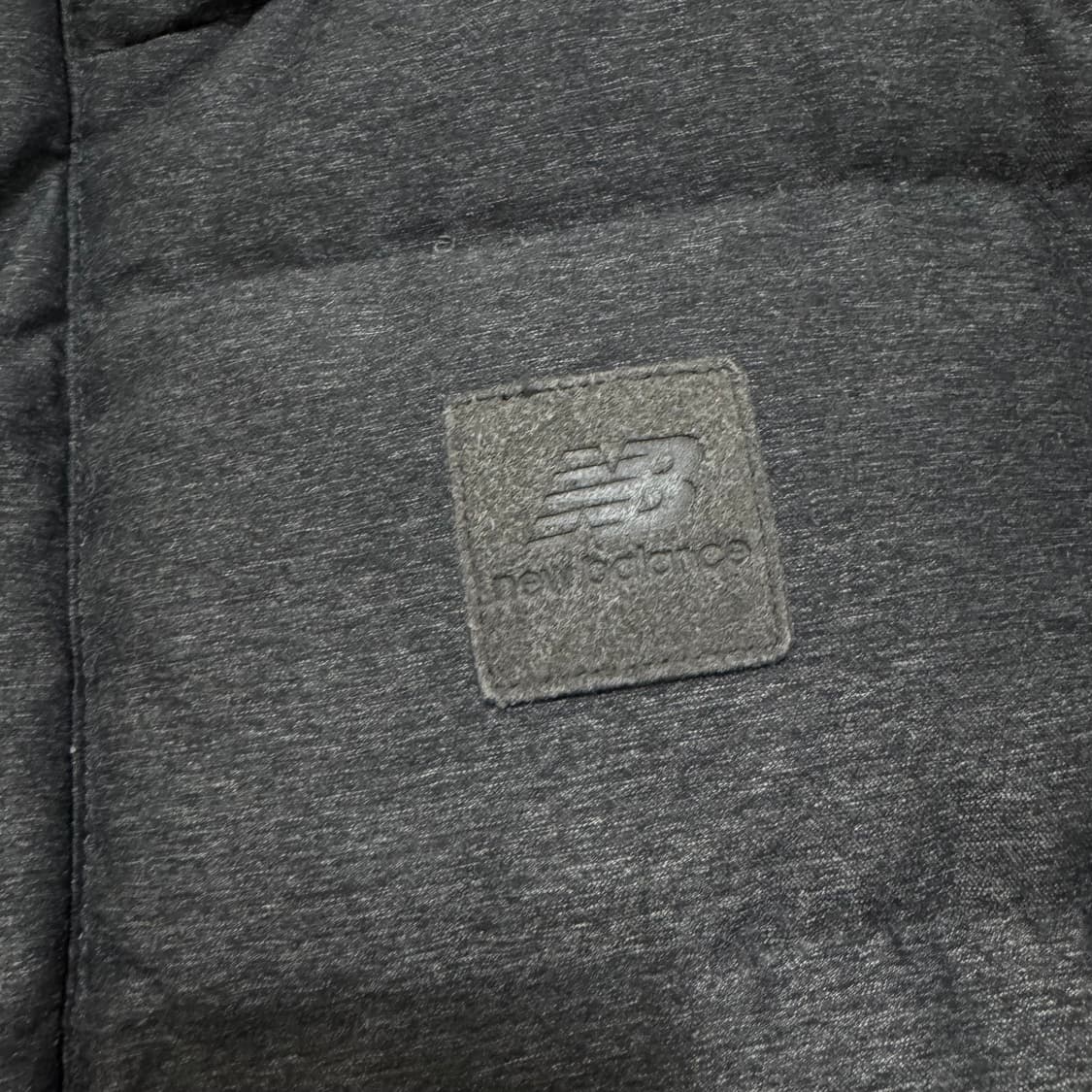 뉴발란스 와펜 로고 덕다운 패딩 점퍼 상품이미지4