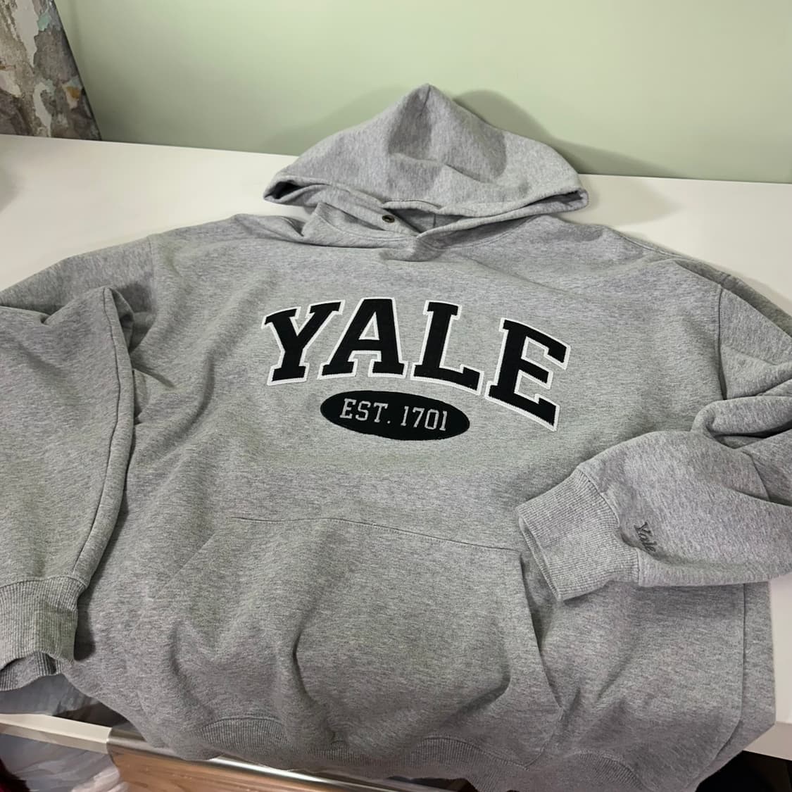 L 예일 YALE 그레이 오버핏 스웻코튼 후드티 상품이미지2