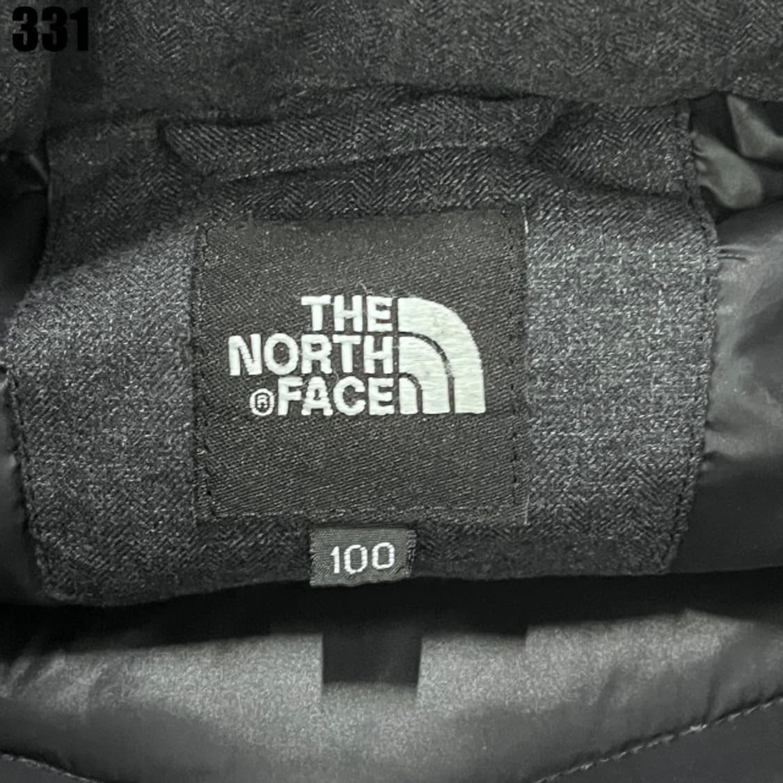 노스페이스 블랙 패딩 점퍼 상품이미지2