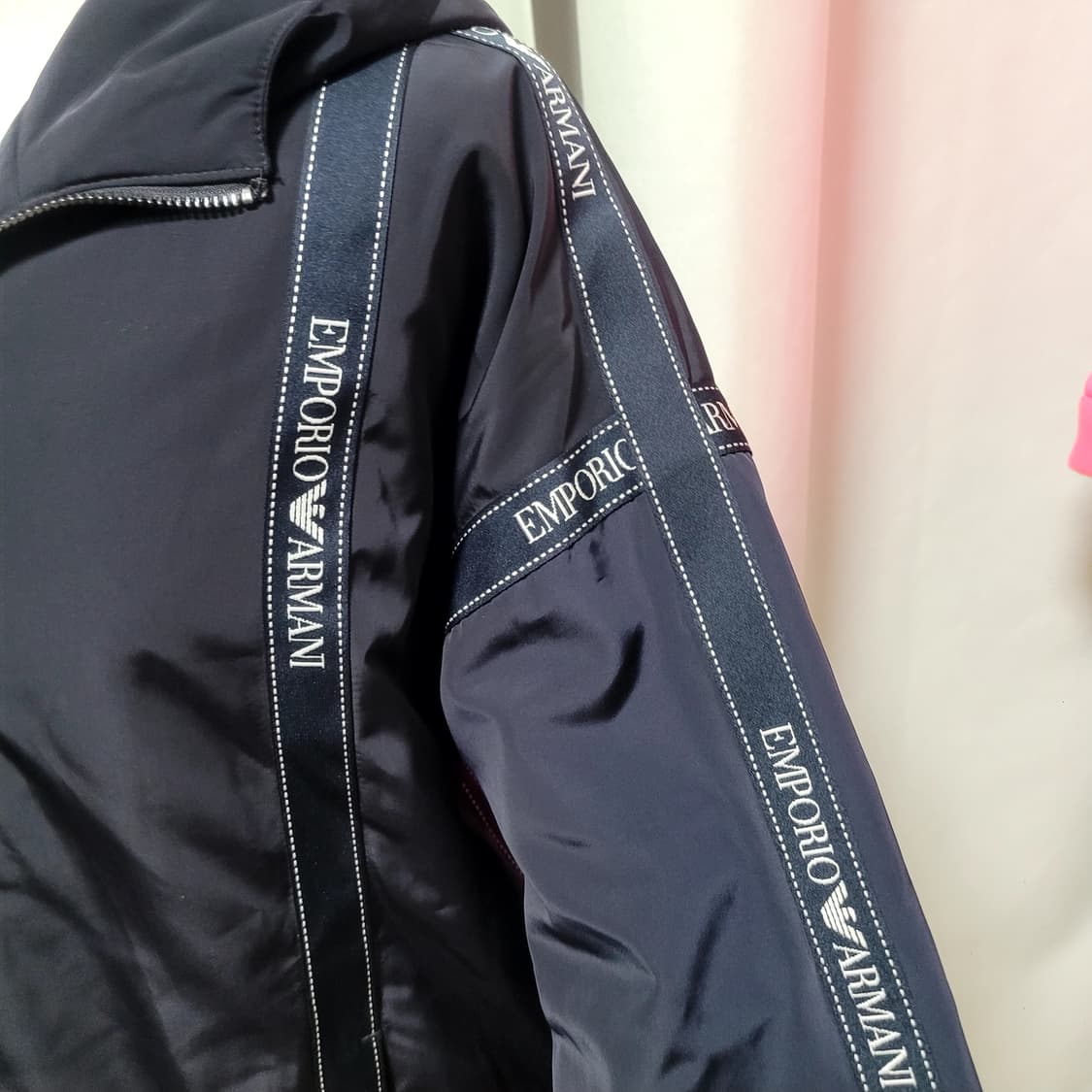 엠포리오아르마니 후드패딩 상품이미지5