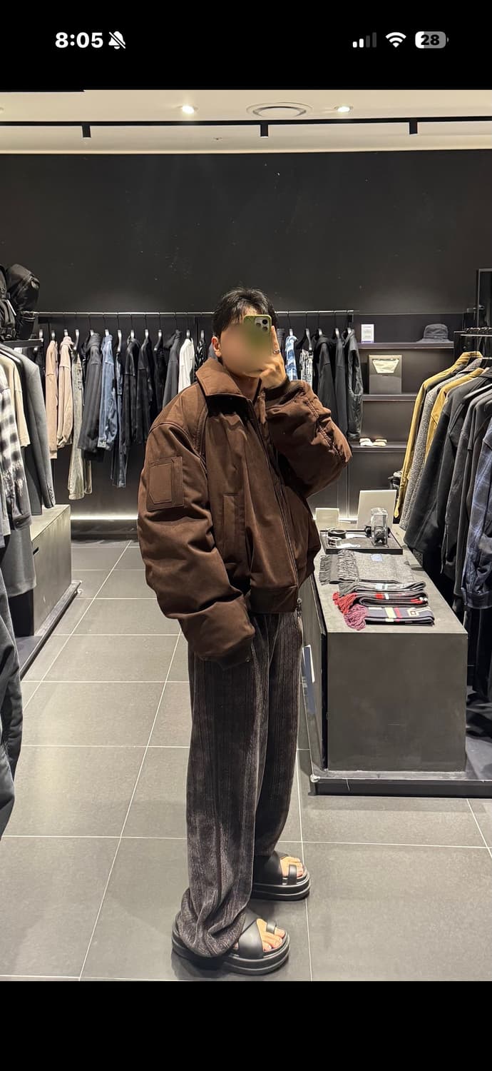 준지 25fw스웨이드 항공 점퍼 48사이즈 새상품 판매합니다. 상품이미지2