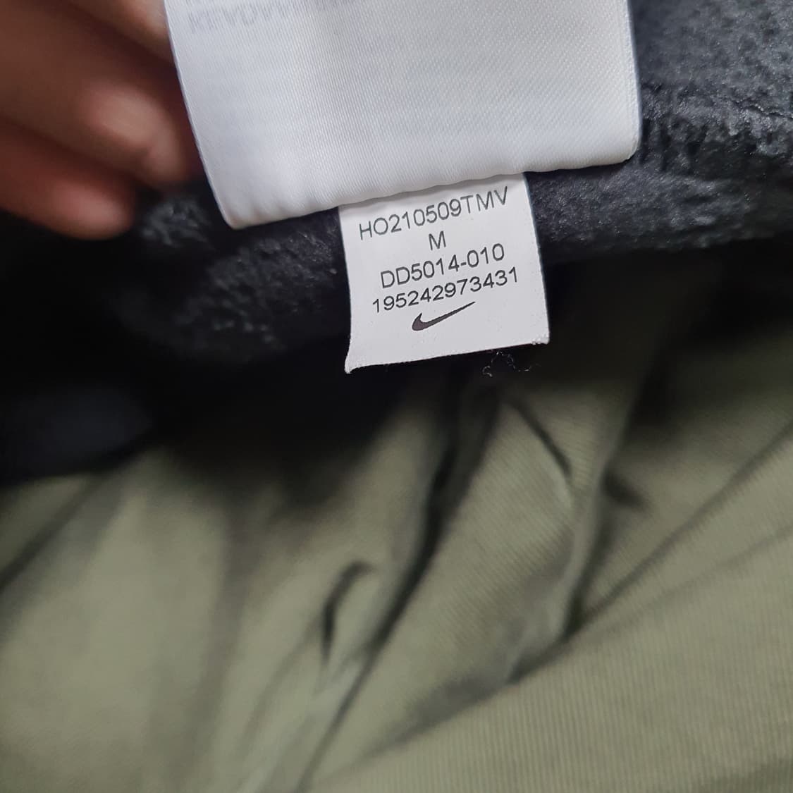 ✨ (바배) 나이키 빅로고 플리스 블랙 후드티  상품이미지5