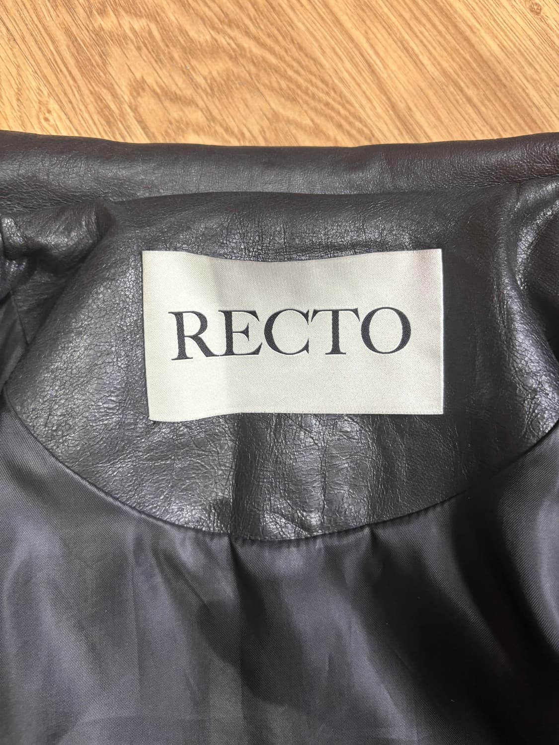 렉토 25ss 빈티지 크랙 하이넥 레더 자켓 S 상품이미지5