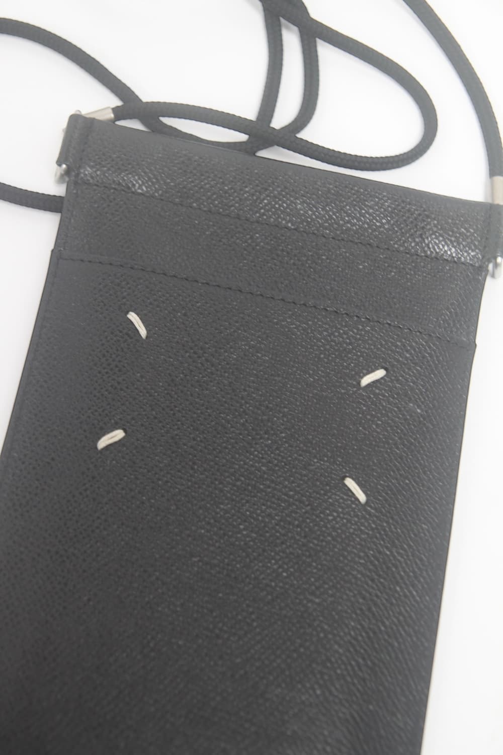 마르지엘라 23SS 스티치 자석 폰 파우치 홀더 백 상품이미지7