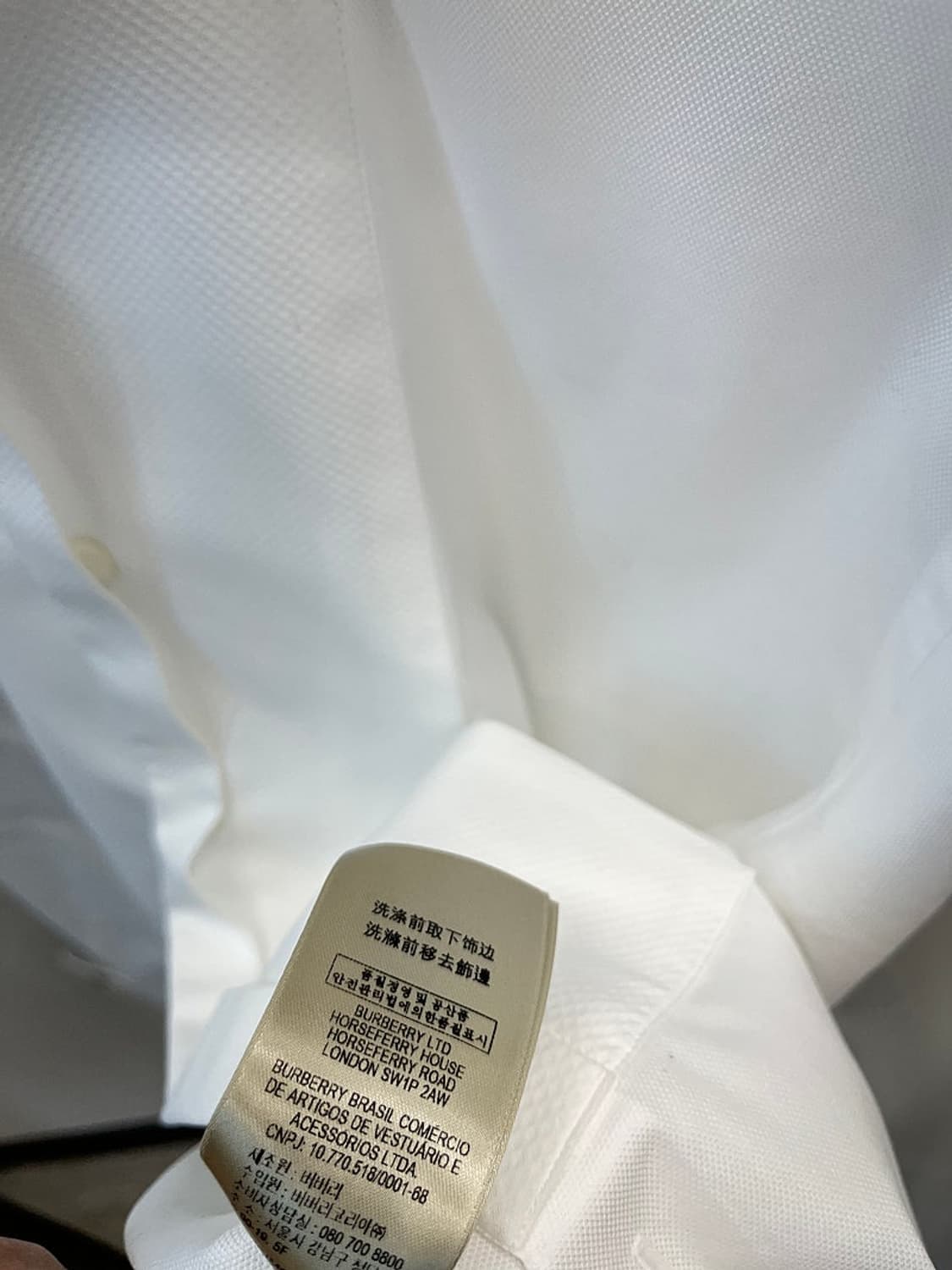 105) 버버리 커프스 화이트셔츠  상품이미지9