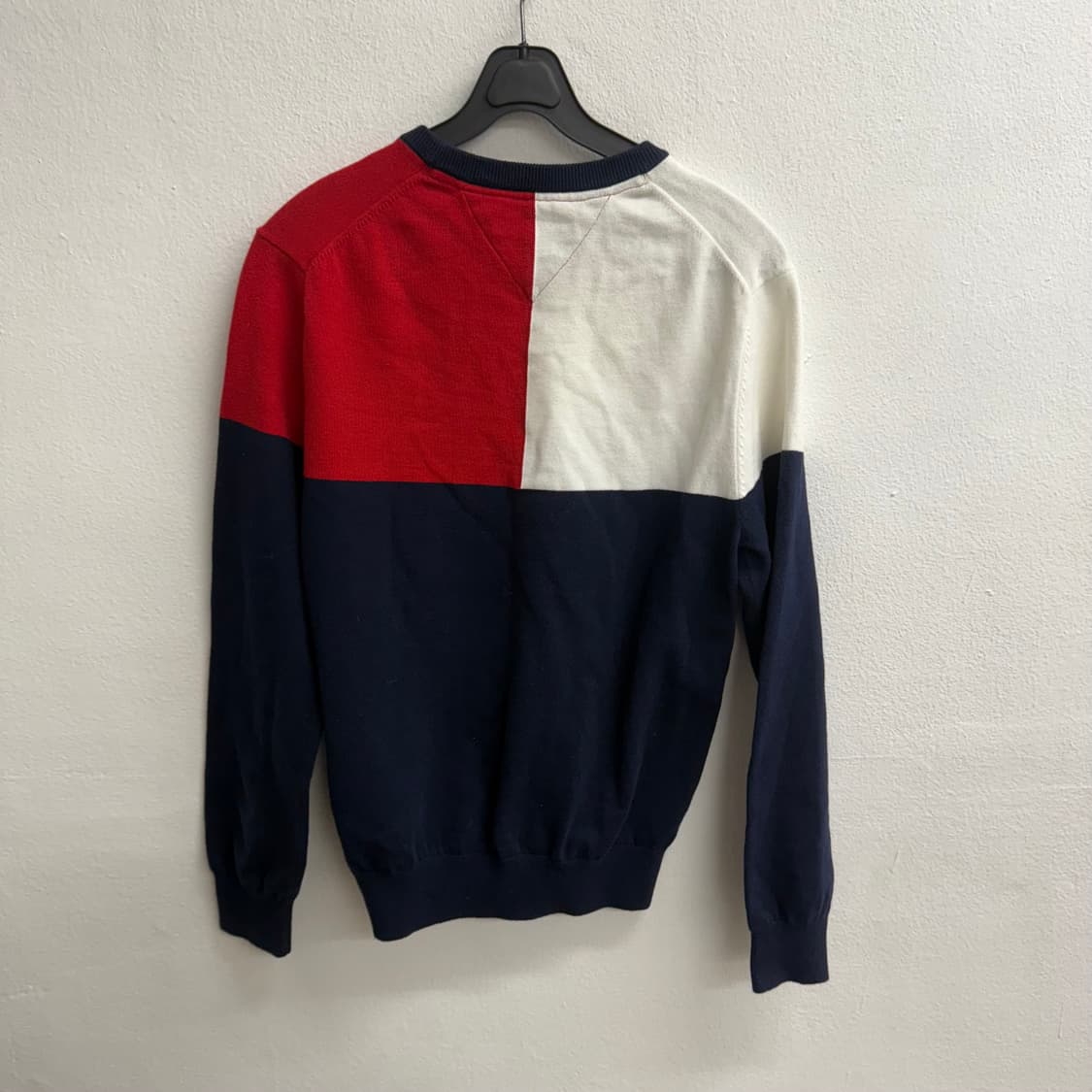 타미힐피거 칼라블록 3색 니트 xs 상품이미지4