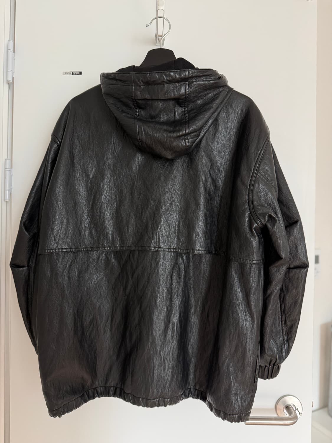 모노하 Leather hooded jumper 모노하 faux 레더 점퍼 상품이미지2
