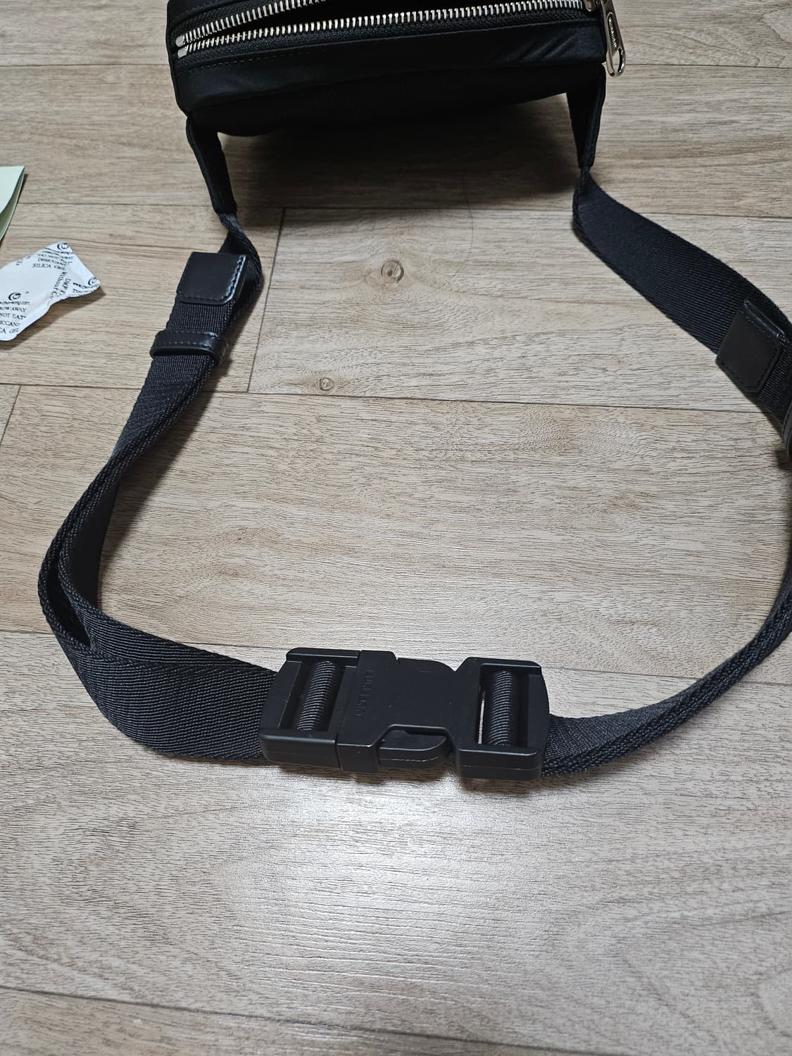 버버리벨트백 상품이미지3