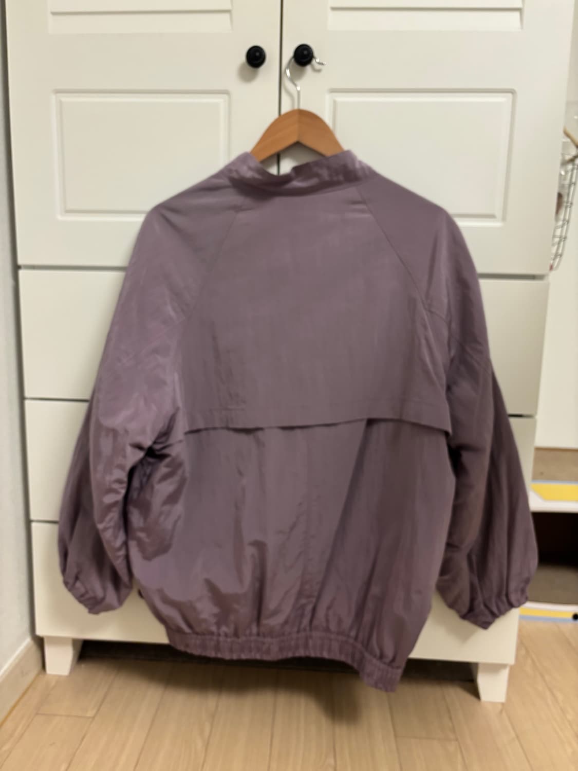 예디아카이브 바람막이 상품이미지2