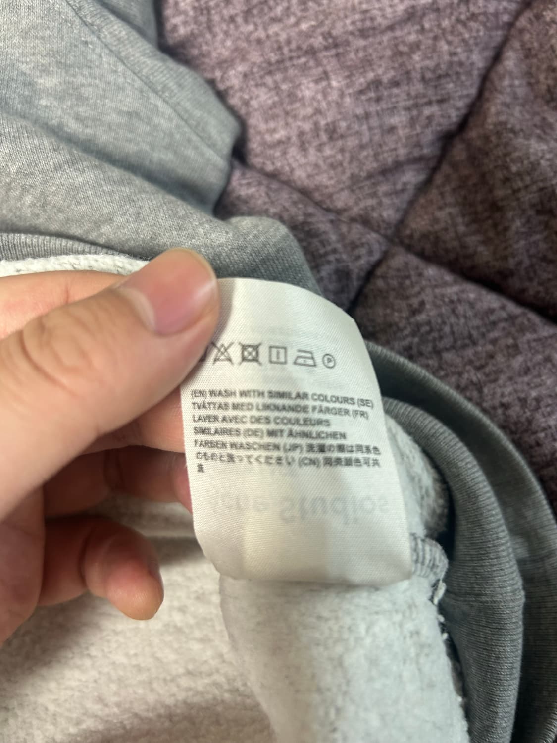 아크네스튜디오 페이스패치 맨투맨  상품이미지6