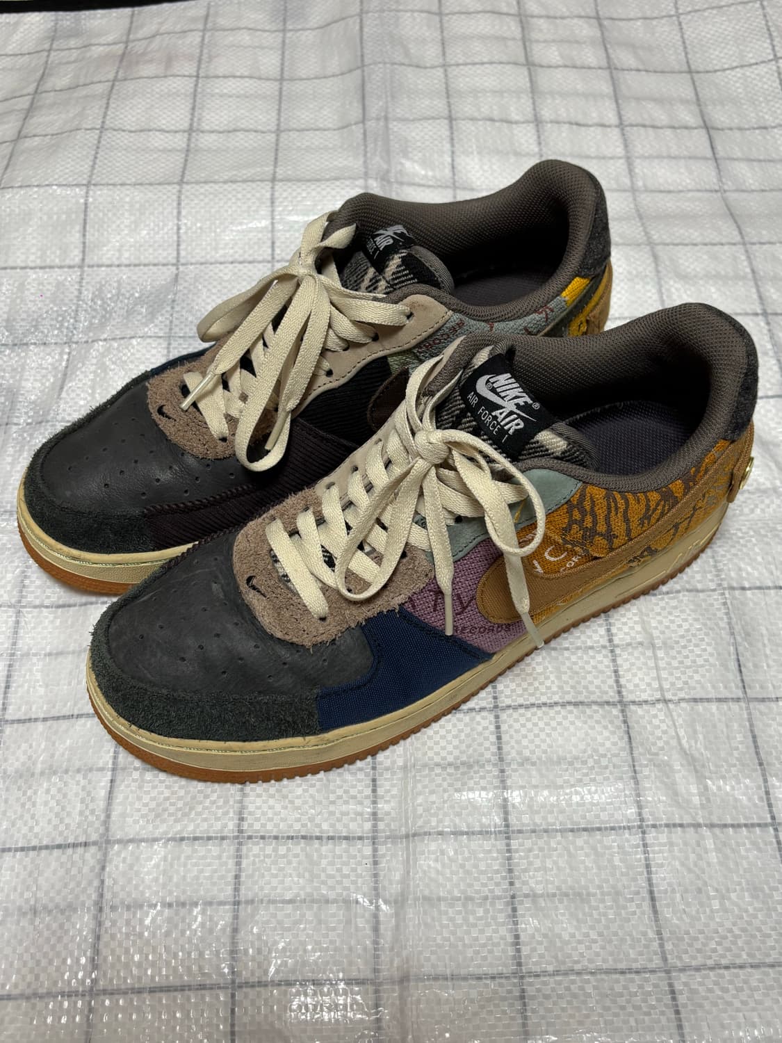 Nike X Cactus jack air force 1 285 상품이미지1