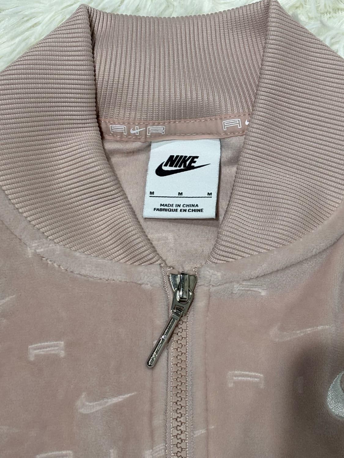 나이키 벨루어 크롭 핑크 트랙탑 상품이미지8