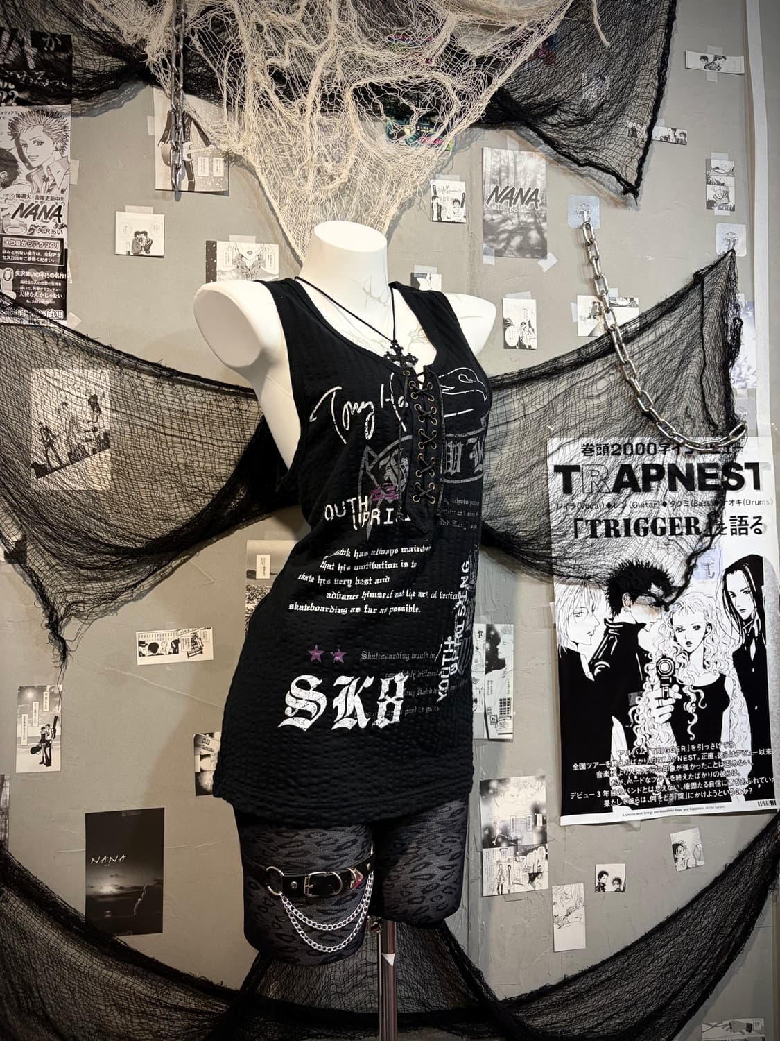 Punk lettering eyelet sleeveless 상품이미지5