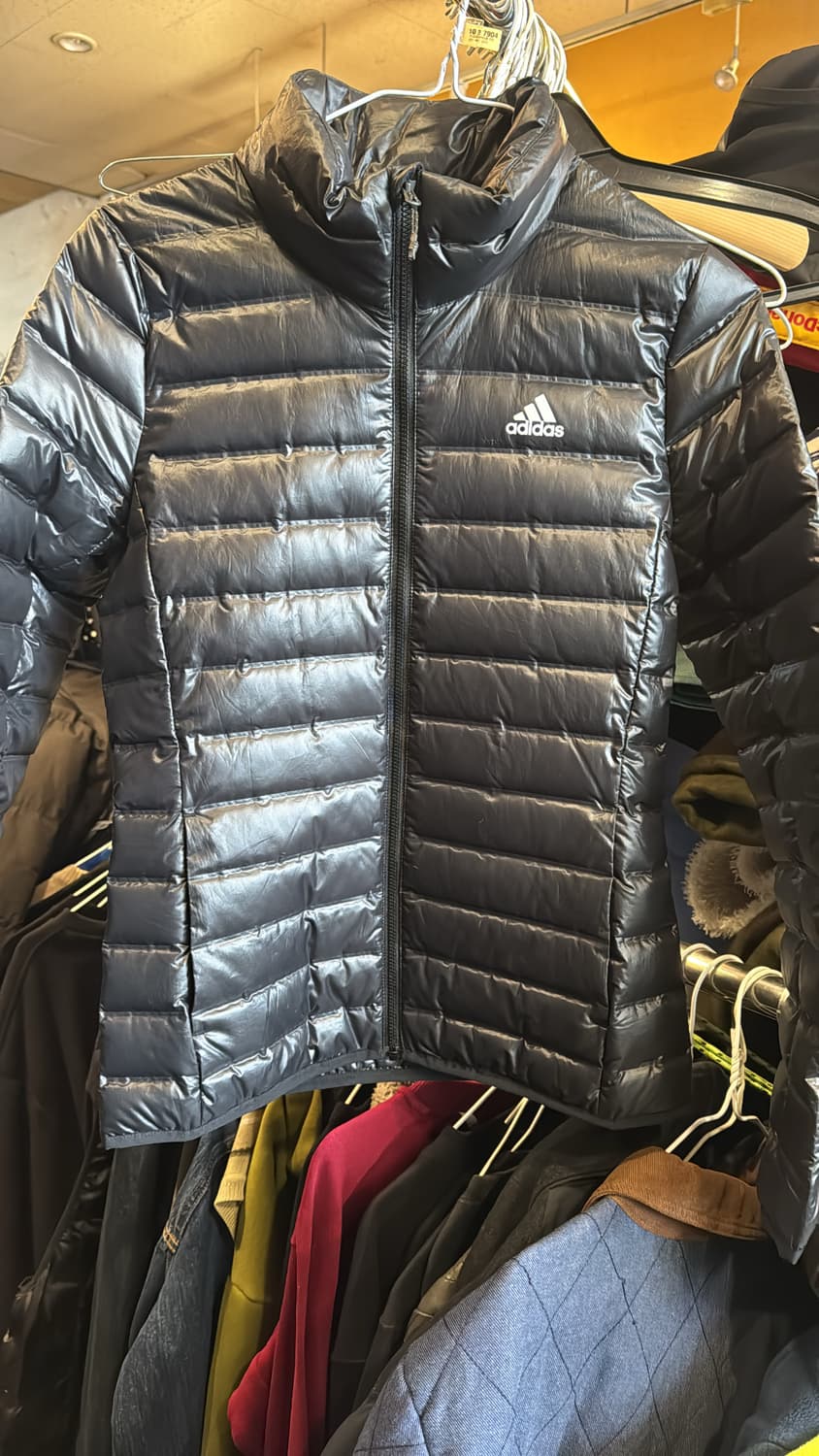 아디다스 경량 패딩 상품이미지1
