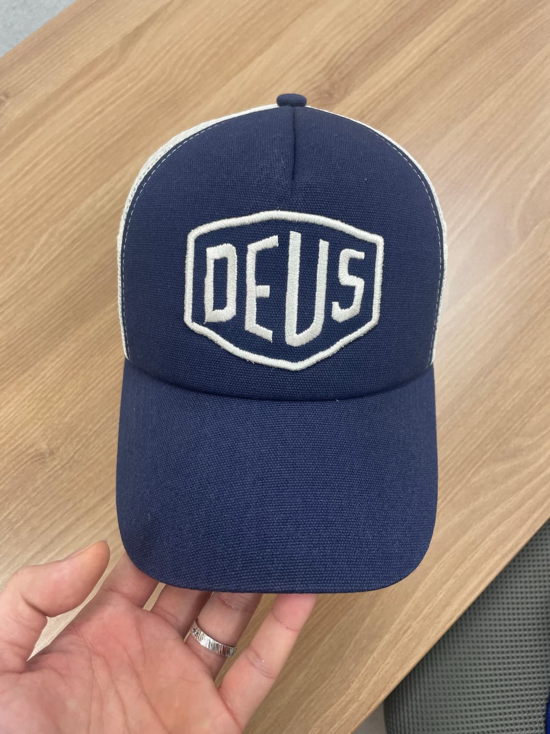 데우스 엑스 마키나 네이비 볼캡 상품이미지1