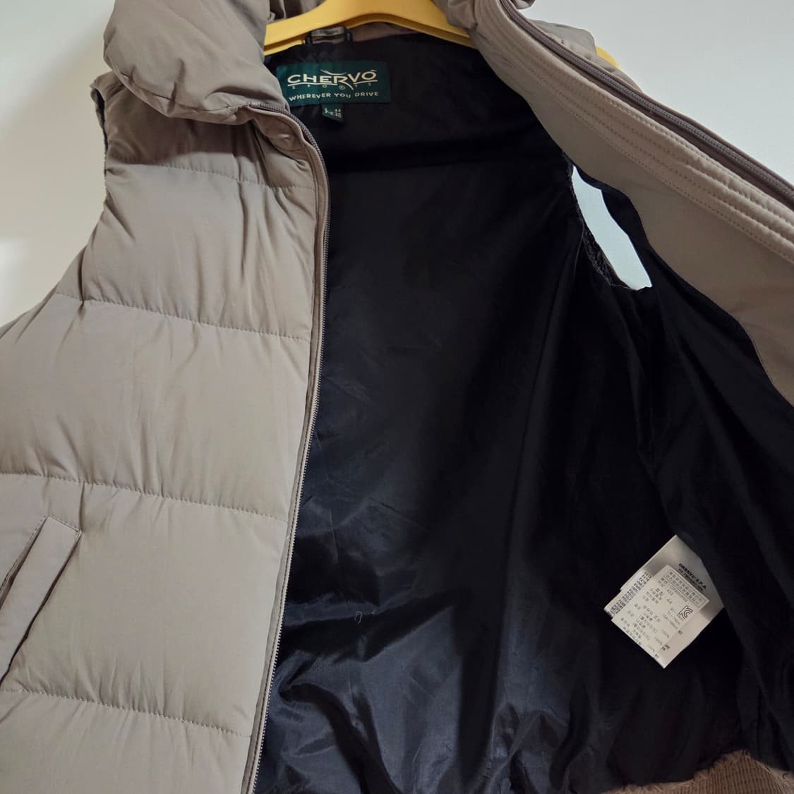 CHERVO 쉐르보 골프 구스 패딩 조끼 상품이미지5